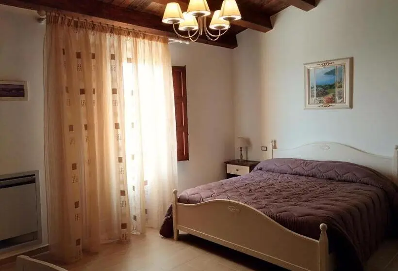 バルコニー付きスタンダードルーム, Agriturismo Le Campanelle   Sicilia   Cefalù