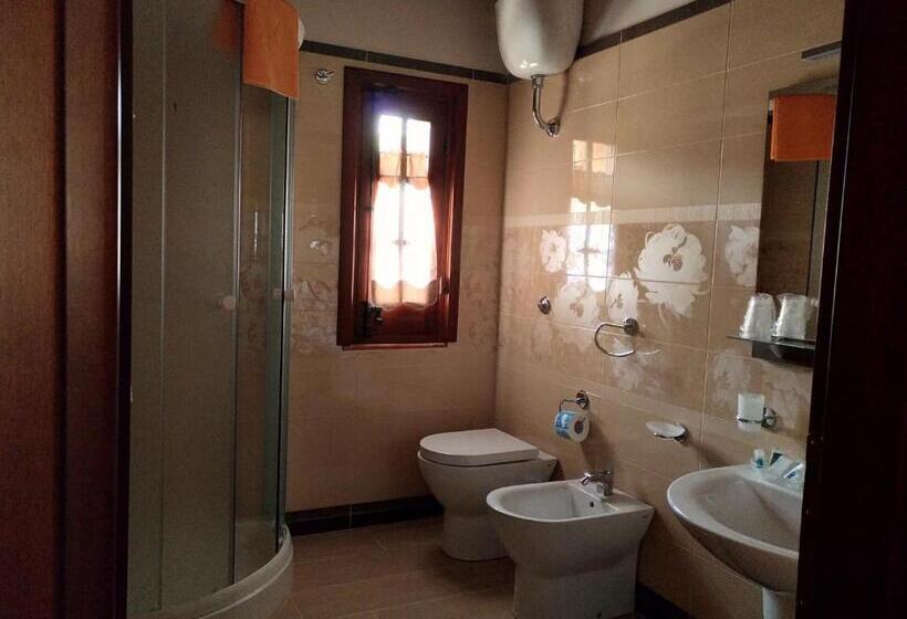 חדר דלוקס נוף לים, Agriturismo Le Campanelle   Sicilia   Cefalù