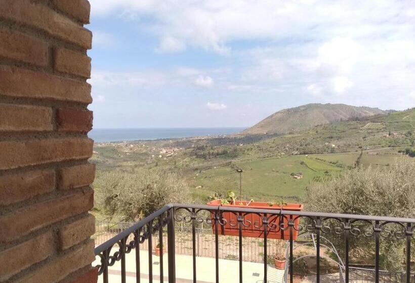 חדר דלוקס נוף לים, Agriturismo Le Campanelle   Sicilia   Cefalù
