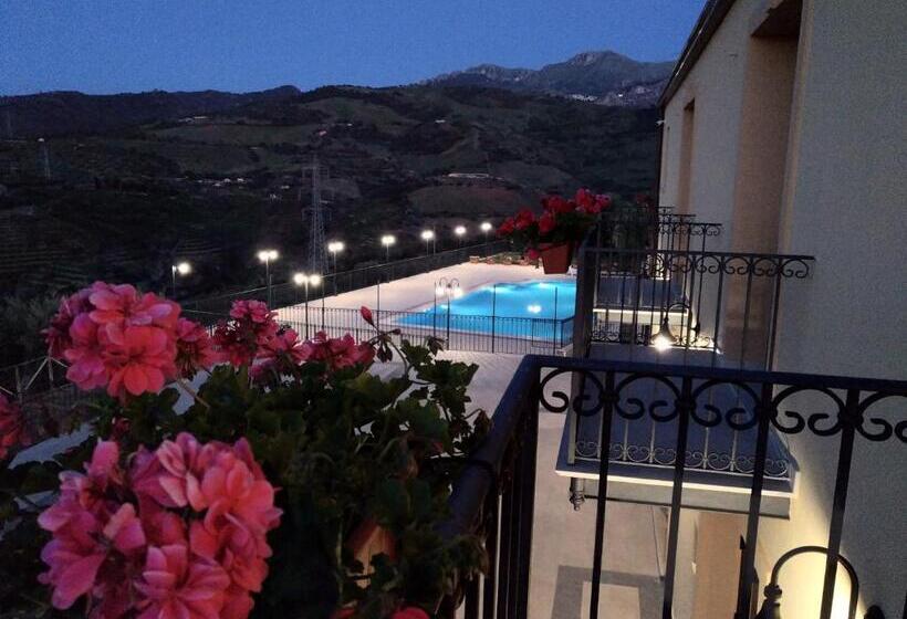 オーシャンビューデラックスルーム, Agriturismo Le Campanelle   Sicilia   Cefalù