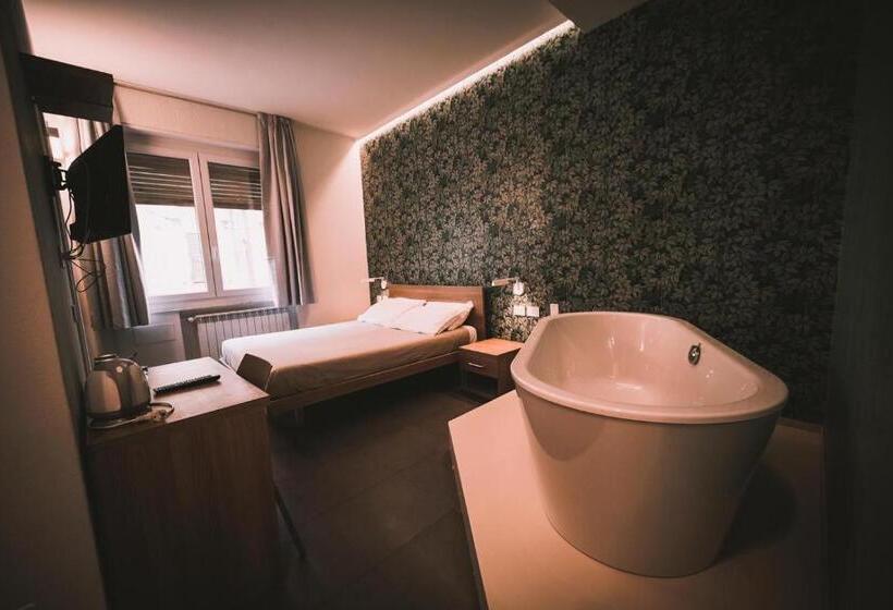 اتاق لوکس, Affittacamere Il Portico