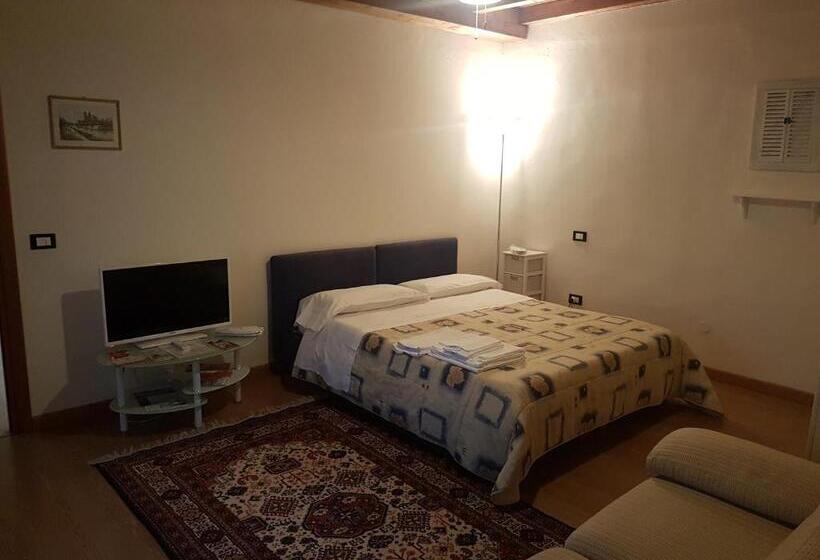 1 Bedroom Apartment Lake View, Corte Pomponazza