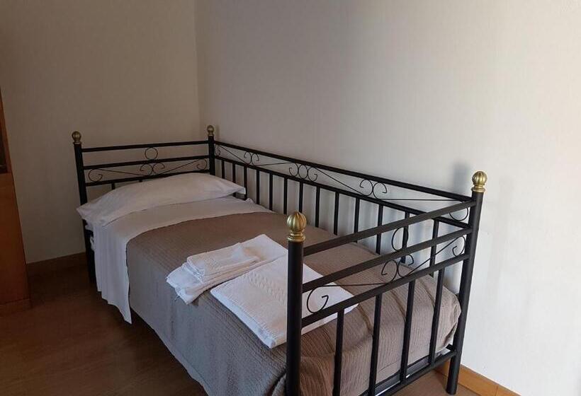 1 Bedroom Apartment Lake View, Corte Pomponazza