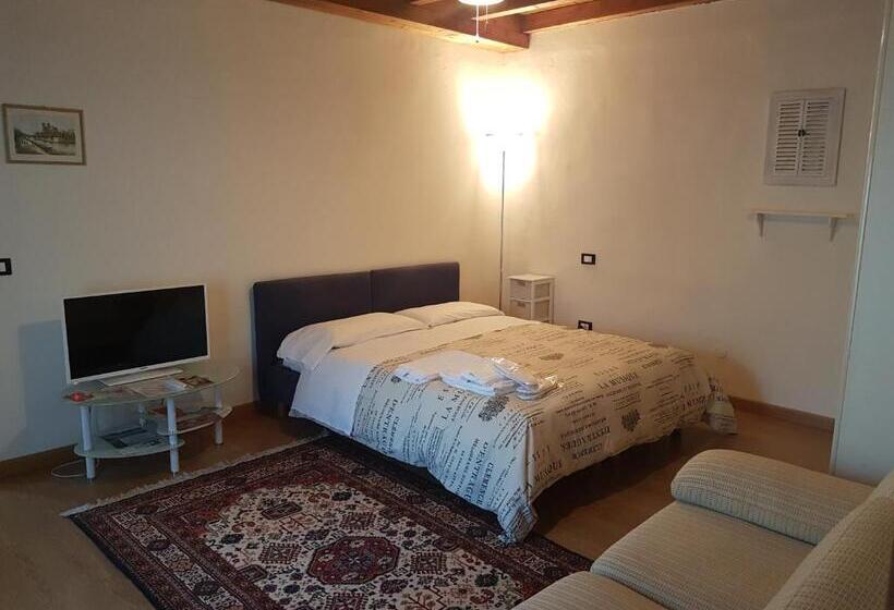 1 Bedroom Apartment Lake View, Corte Pomponazza