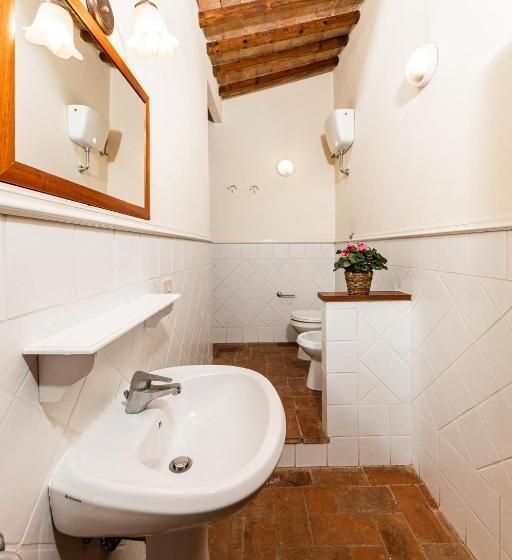 Talo 3 Makuuhuonetta, Agriturismo Montalbino