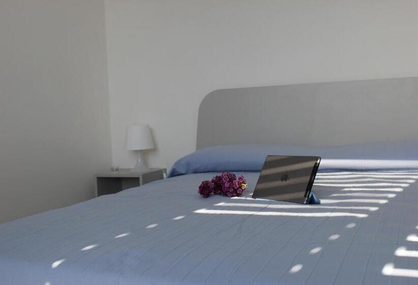 Апартаменты 1 Спальня с Террасой, Corte Della Cava