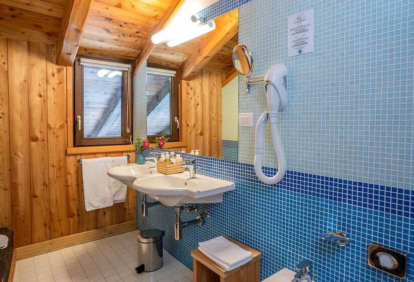 סוויטה עם ג'קוזי, Albergo Palazzo Lodron Bertelli