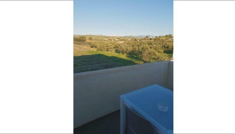 エコノミールーム, Villa Giadel