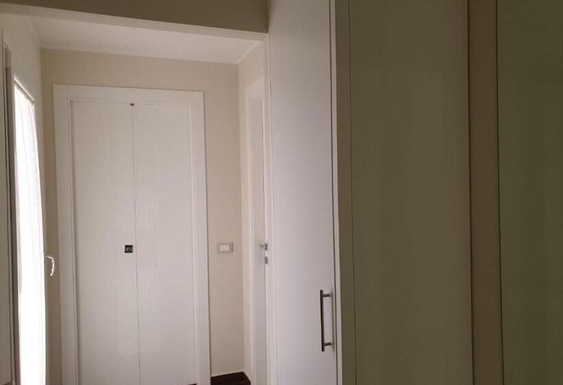 スーペリアトリプルルーム, Villa Giadel