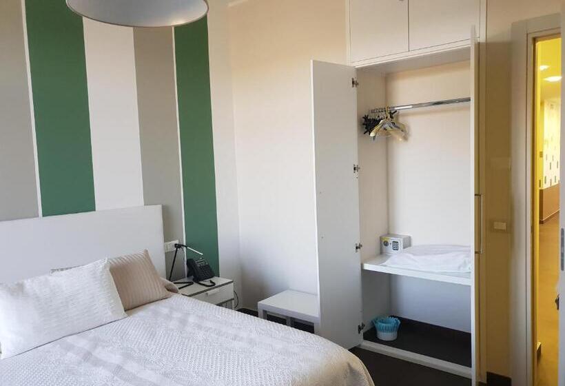 バルコニー付きスタンダードルーム, Villa Giadel