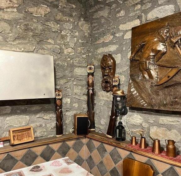 חדר סטנדרט, Arthemisia