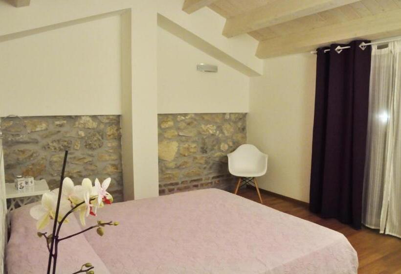 غرفة قياسية مزوَّدة بتراس, Da Oreste Affittacamere