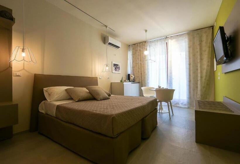 标准三人间, Soggiorni Canario