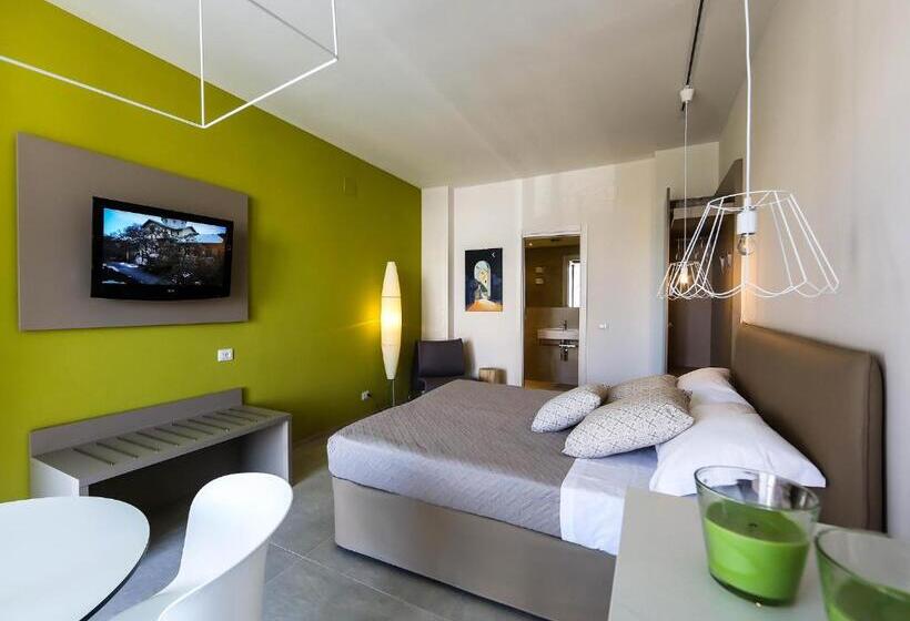 标准三人间, Soggiorni Canario