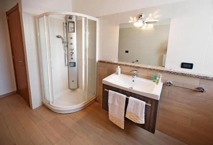 آپارتمان 1 خوابه با تراس, Albergo Diffuso Tolmezzo
