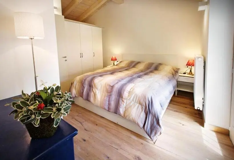 خانه 1 خوابه, Albergo Diffuso Tolmezzo
