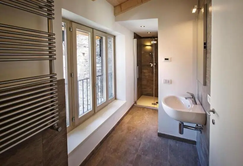 خانه 1 خوابه, Albergo Diffuso Tolmezzo