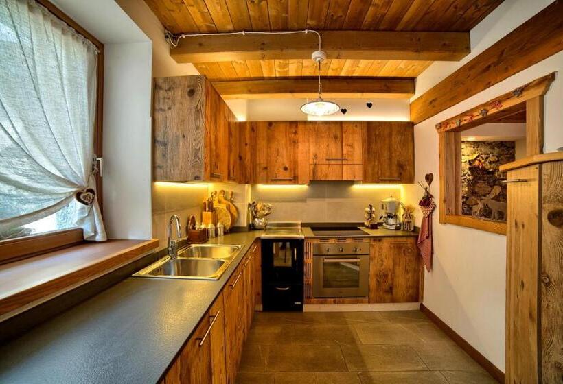 آپارتمان 1 خوابه با چشم‌انداز, Albergo Diffuso Tolmezzo