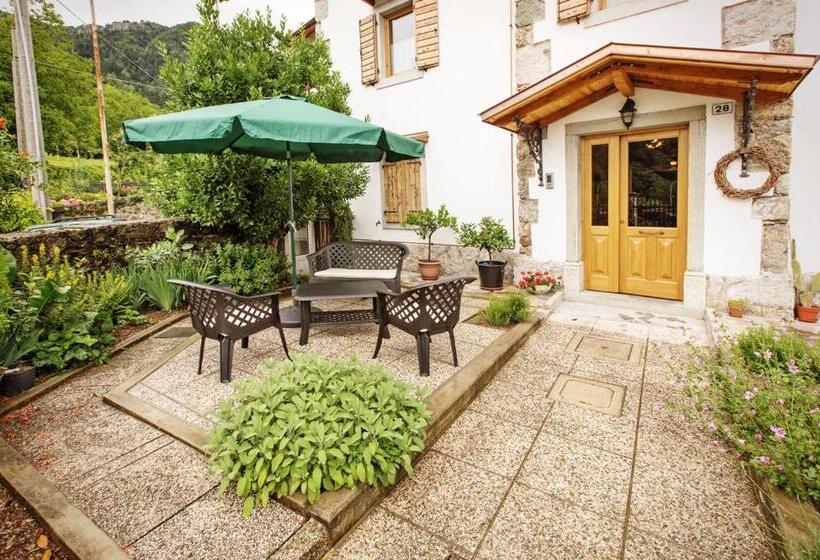 1 Bedroom Duplex Apartment, Albergo Diffuso Tolmezzo