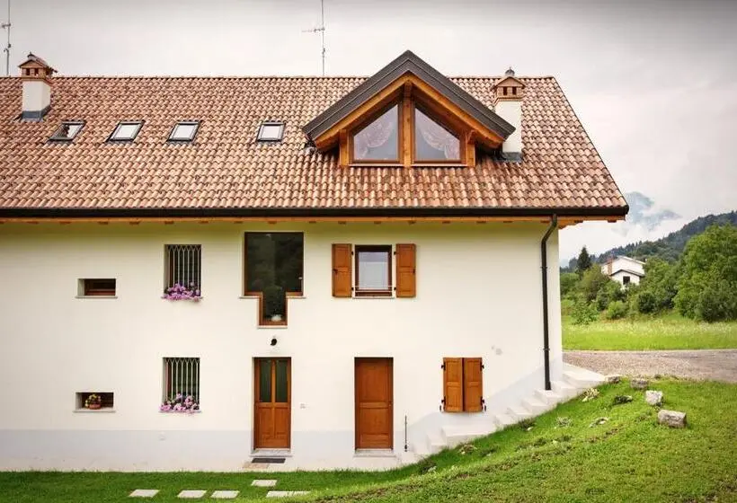 خانه 4 خوابه, Albergo Diffuso Tolmezzo
