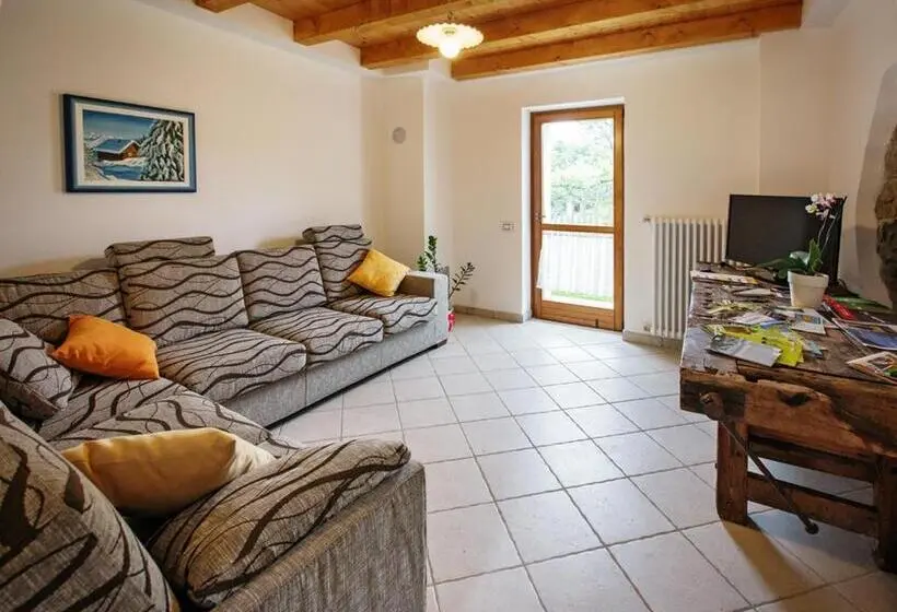 خانه 4 خوابه, Albergo Diffuso Tolmezzo
