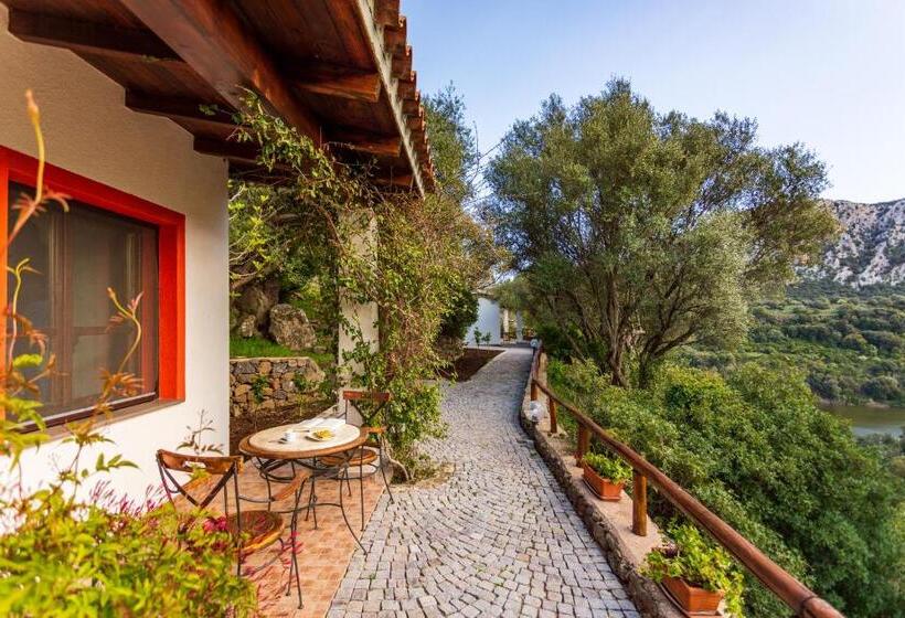 غرفة قياسية ثلاثية, Agriturismo Canales