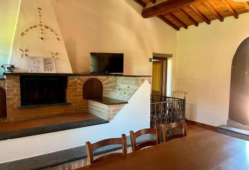 חדר משפתחתי סופריור, Cetine Vecchie