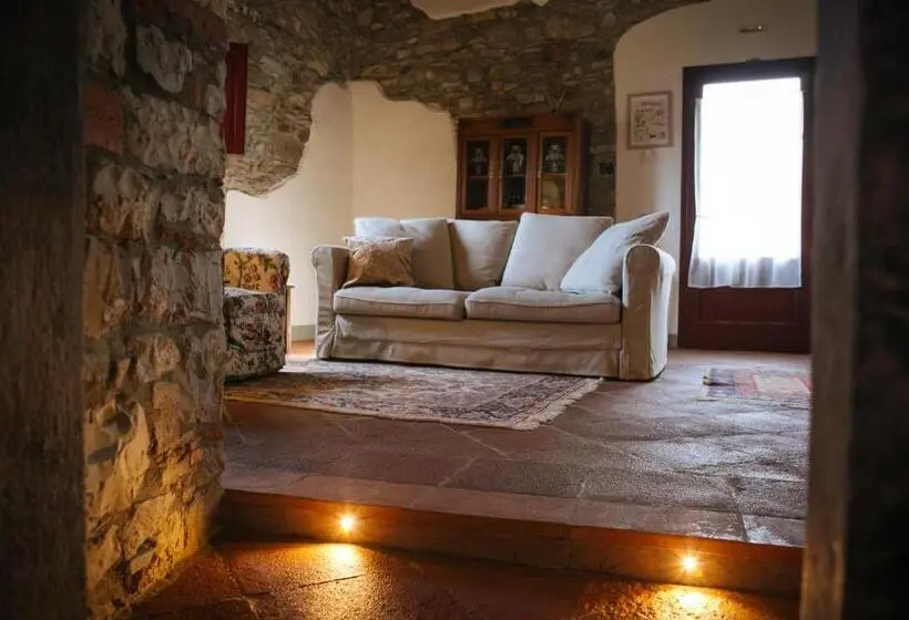 ファミリールーム, Podere Terreno Alla Via Della Volpaia