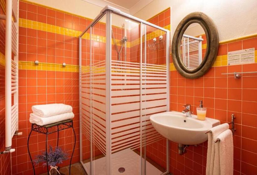 סוויטת ג'וניור נוף הרים, Tenuta Risalpiano