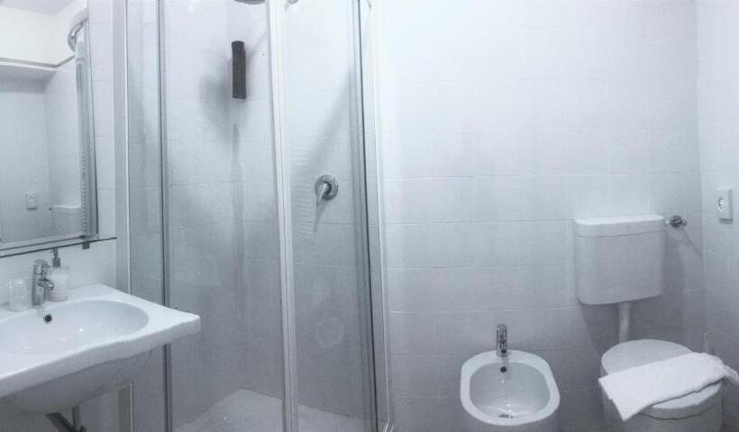 اتاق عادی, I Lecci Di Soviore