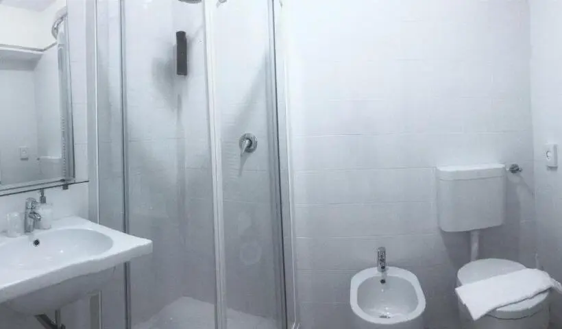 اتاق عادی, I Lecci Di Soviore