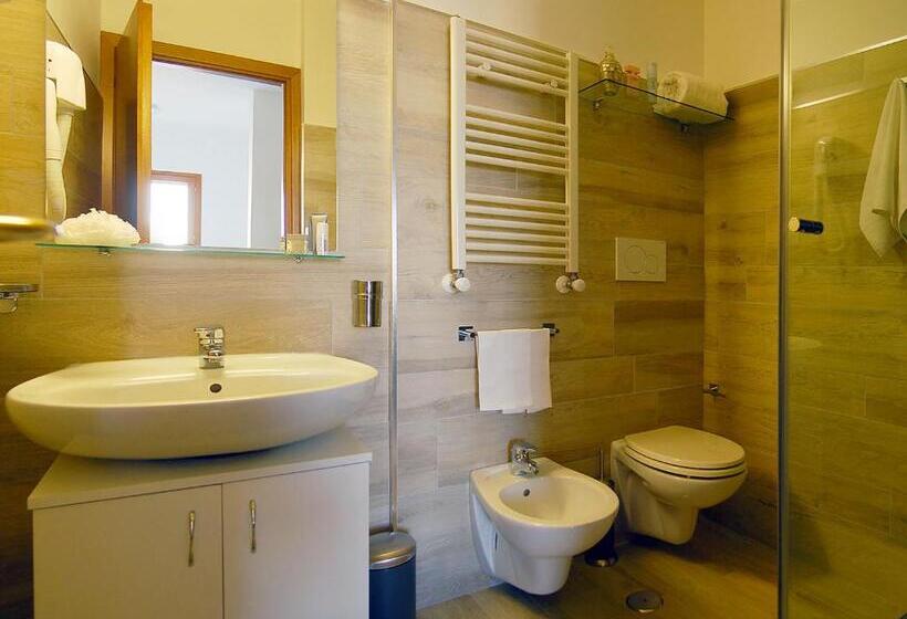 标准工作室, Residence Frascati