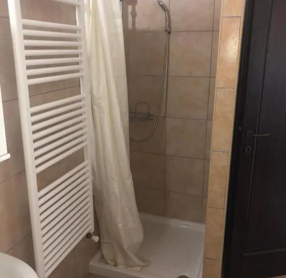 キングサイズベッドのスタンダードルーム, Agriturismo La Fillirea