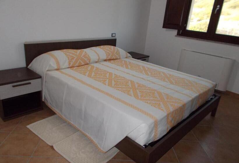 스탠다드 룸 킹사이즈 침대, Agriturismo La Fillirea