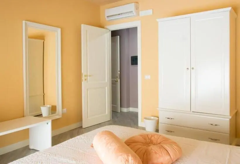 اتاق سوپریور چهار تخته, Residenza Cavour