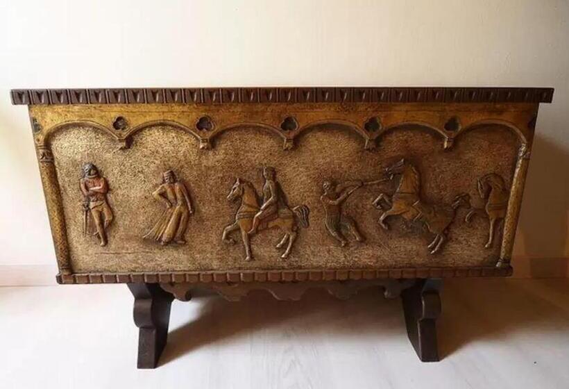 Номер Deluxe, Ricky Rooms