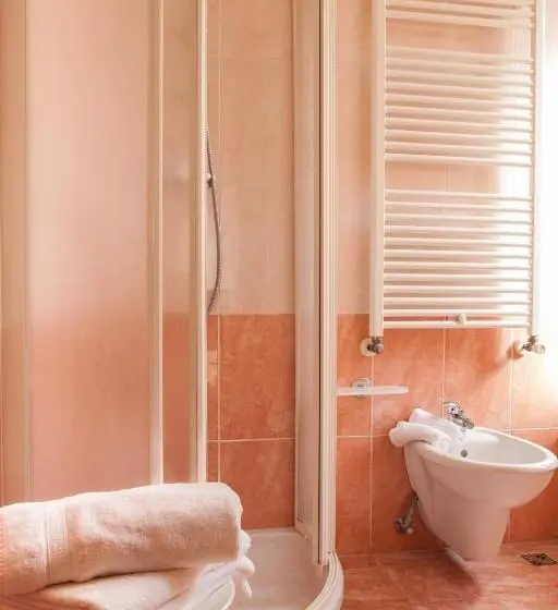 استودیوی استاندارد, Residence Fellini