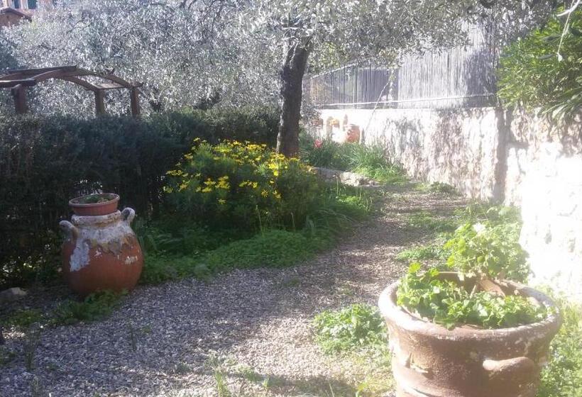 标准房带园景, Locanda Dei Boi