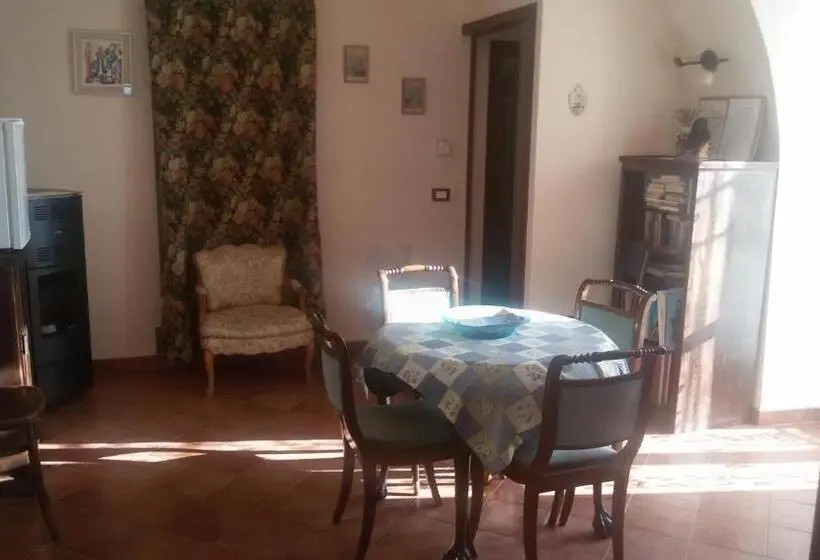 اتاق استاندارد چهار تخته, Locanda Dei Boi