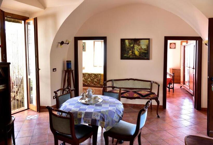 اتاق استاندارد چهار تخته, Locanda Dei Boi