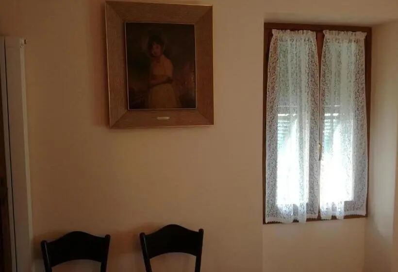 اتاق استاندارد چهار تخته, Locanda Dei Boi
