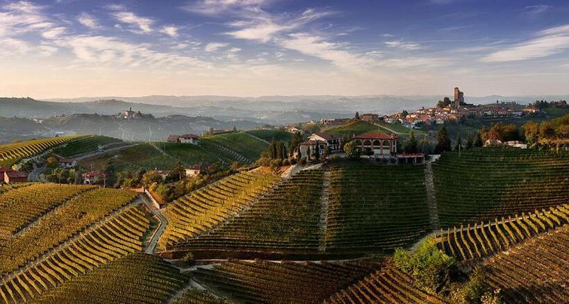 标准工作室带阳台, Dimora In Alba