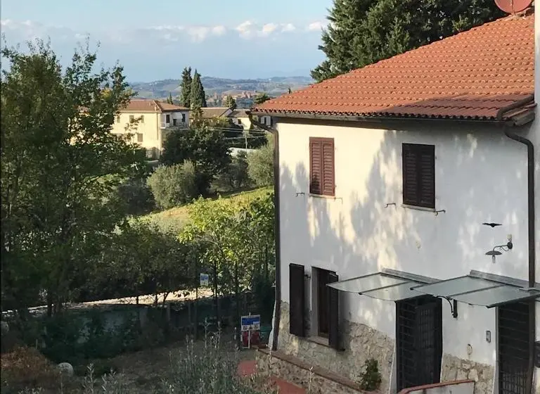 Huoneisto 3 Makuuhuonetta, Agriturismo Azienda Agricola La Roccaia