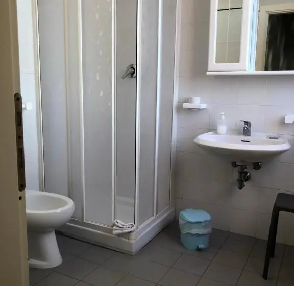 Standard-huone Allasnäkymä, Agriturismo Azienda Agricola La Roccaia