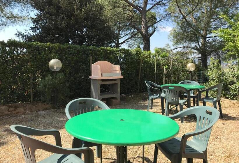 Апартаменты 3 Спальни, Agriturismo Azienda Agricola La Roccaia