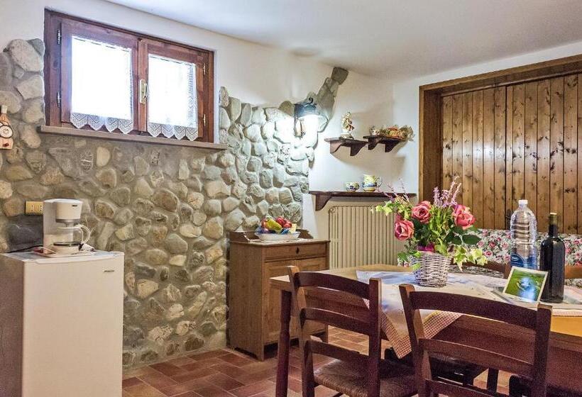 Апартаменты 1 Спальня, La Casanuova