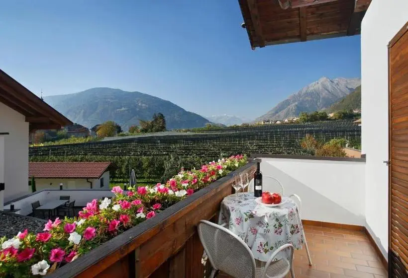 Standard Kolmen Hengen Huone, Pension Pichler