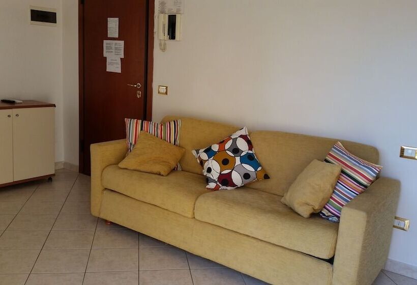 آپارتمان 1 خوابه, Residence Special