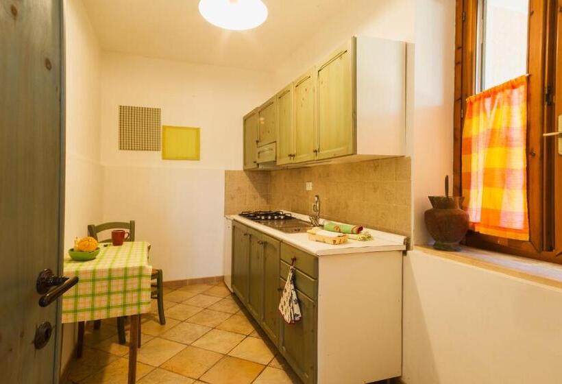 Четырехместный Номер Стандарт, Agriturismo La Facenda