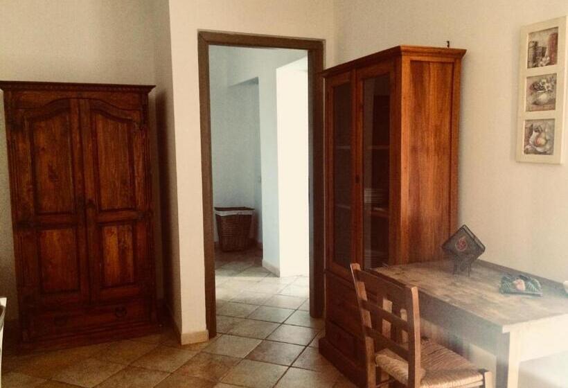 スタンダード4人部屋, Agriturismo La Facenda